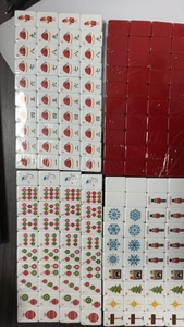 Juego de Mahjong Americano de Lujo para las Fiestas Navideñas, Serie <span class=keywords><strong>Ludo</strong></span>, 160 Fichas Acrílicas con Reverso Rojo, Tema de Santa Claus, para Niños y Profesionales - Product Image 5