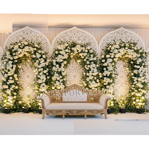 Elegantes Paneles de Arco Islámico con Corte Láser para Escenarios de Boda, Fondos Blancos de Estilo Árabe de Primera Calidad, Suministro en EE. UU. - Product Image 1