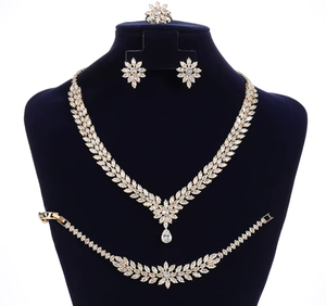 Juego de Joyería Nupcial de Lujo con Moissanita, Collar, Pendientes, Anillo y Brazalete, Chapado en Oro, Moderno, para Bodas, Compromisos y Fiestas, para Mujer - Product Image 3