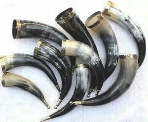 Cuerno para Beber Hecho a Mano con Diseño Religioso Moderno, Resistente al Agua, de Cuerno de Búfalo - Product Image 4