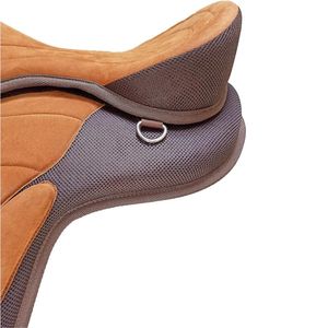 Sillín de barril Kivotech de cuero de vaca con estructura de madera, incrustaciones de pelo y grabado floral tallado a mano, estilo western - Product Image 3