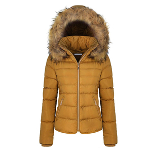 Chaqueta acolchada amarilla mostaza personalizada para mujer con capucha de piel sintética desmontable, abrigo cálido de invierno con cremallera y bolsillos. - Product Image 4
