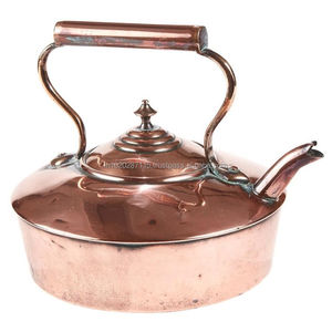 Hervidor de cobre de alta calidad con influencia histórica y base redondeada, perfecto para un ambiente hogareño auténtico - Product Image 2