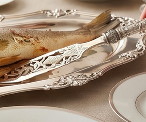 Ensemble de fourchettes et couteaux vintage en argent plaqué, design poisson, finition miroir haute brillance, compatible lave-vaisselle, couverts en métal pour la cuisine - Product Image 4