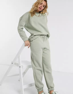 Chándal informal holgado para mujer, personalizado con estampado, tejido de punto sólido con patrón bordado - Product Image 2