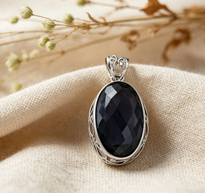 Pendentif Solitaire Art Palace Lapis Lazuli en Argent 925 Plaqué Rhodium, Sertissage Classique Ovale, Unisexe, Usage Quotidien - Product Image 2