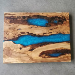 Tabla de Cortar de Madera con Resina Epoxi de Bordes Suaves, Hecha a Mano, para Cocina Profesional - Product Image 1