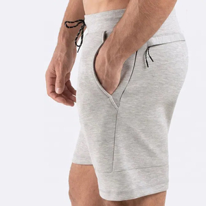 กางเกงขาสั้นผู้ชายขายดี ผ้าโพลีเอสเตอร์ผสมคอตตอน ทรงกลางเอว คุณภาพสูง เนื้อผ้าหนา ยืดหยุ่นดีเยี่ยม เหมาะสำหรับเล่นกีฬา - Product Image 4