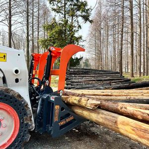 Pinza a scheletro per skid steer da 72 pollici, attacco universale, apertura braccio 34 pollici, spaziatura denti 3 pollici, capacità di carico 2600 libbre, TMG SG73 - Product Image 5