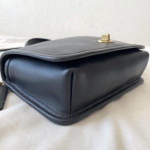 High Quality English Stylish Leather Sling Bag with Long <b>Strap</b> Durable <b>Shoulder</b> Bag Top Indian Supplier for Summer Autumn Spring - Product Image 3