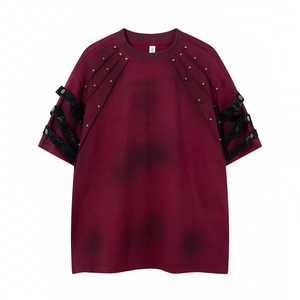 เสื้อยืดโอเวอร์ไซส์ผู้ชาย แขนสั้น คอกลม ผ้าถัก สไตล์สตรีท ปักลายลูกปัด  ดีไซน์สีพื้นแบบกำหนดเองได้ - Product Image 1
