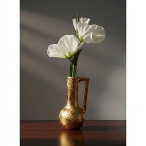 Jarrón de flores de metal dorado hecho a mano con asa, estilo rústico texturizado Wabi-Sabi, jarrón decorativo para el hogar moderno y decoración minimalista. - Product Image 1