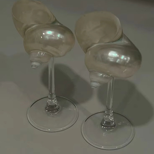 Copa de Vino de Cristal con Conchas Marinas Hecha a Mano en Vietnam, para Beber Vino, Decoración de Mesa, Uso en Bares, Decoración de Restaurantes - Product Image 1