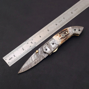 Cuchillo de bolsillo plegable de acero de Damasco hecho a mano con punta de caña, mango de cuerno - DIY OEM, regalo multifuncional de aniversario para él - Product Image 1