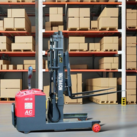 NOVELTEK Chariot élévateur à fourche électrique de 1.5 tonnes Transpalette à pneu solide portable de 6m de hauteur pour les industries de vente au détail à Taiwan