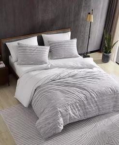 Copripiumino a righe astratte | Kenneth Cole New York - Product Image 2