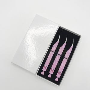 Meilleure vente pince à épiler d'isolation cœur sur le fond pince à épiler à motif de diamant avec emballage en boîte pince à épiler en acier inoxydable durable - Product Image 1