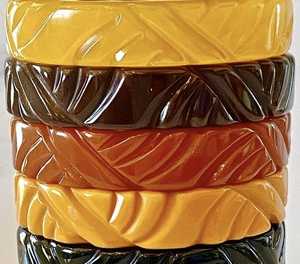 H a CRAFT Handmade Resin <b>Bangle</b> <b>Bracelet</b> Women's Fashion Designer Classic Party Occasion Colorful Carved Floral - Product Image 4