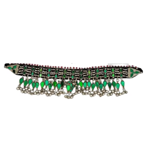 Magnifique coiffe Matha Patti tribale afghane ornée de délicats travaux en filigrane d'argent et de breloques métalliques en cascade - Product Image 4