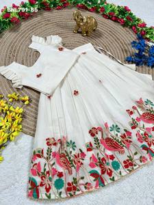 Hermosa colección de lehengas y blusas de algodón con bordados de animales, listas para usar, para niñas, de proveedor de Surat. - Product Image 4