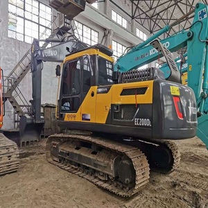 Équipement de construction Volvo Ec 200d, puissante machine sur chenilles avec fonctionnement fluide pour les travaux routiers, l'exploitation minière et le développement immatériel. - Product Image 6