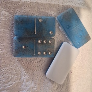 Juego de Dominó de Resina Personalizado de Alto Brillo con Empaque Personalizado, Juego de Mesa para Juegos de Azar y Ocio, Fichas de Dominó de Resina con Puntos Dobles - Product Image 2