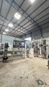 ระบบกรองน้ำแบบ Reverse Osmosis (RO) ขนาด 3000 ลิตรต่อชั่วโมง พร้อม PLC และมอเตอร์ สแตนเลส 304 รับประกัน 1 ปี - Product Image 4