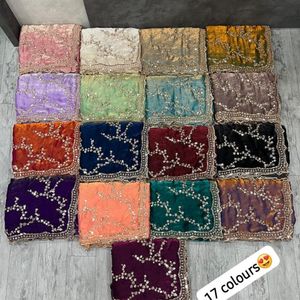 Sari en soie Pure Space avec des perles dorées originales et une bordure ajourée, sari de soirée de créateur, prix de gros par Royal Export - Product Image 2