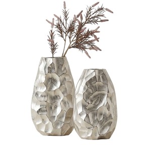 Florero Moderno de Aluminio con Acabado Níquel Antiguo y Textura Plateada para Decoración de Hogar de Lujo y Centros de Mesa para Bodas - Product Image 2