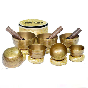 Superbe ensemble de 7 bols chantants de l'Himalaya en aluminium poli, écologiques, pour la méditation sonore, différentes tailles - Product Image 1