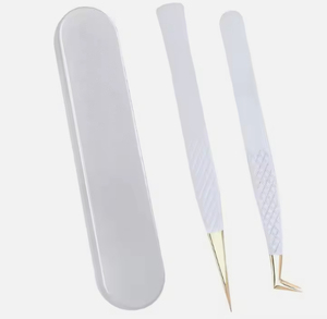 <b>Professional</b> eyelash grooming tweezers for styling procedures Eyelash beauty accessory for salon and cosmetic use - Product Image 1