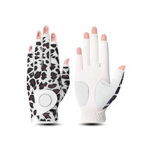 Gants de golf mi-doigts personnalisés pour hommes, imperméables, en cuir véritable, avec fermeture auto-agrippante, fabrication directe d'usine au Pakistan - Product Image 1
