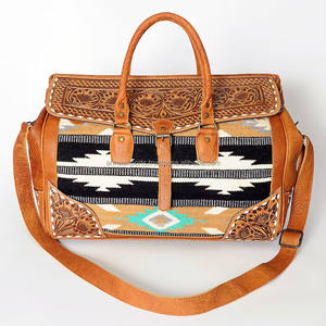 Style occidental tendance en cuir véritable Duffel Aztec Southwest Weekender Travel Duffle Luxury Weekender Duffle - Product Image 2