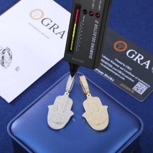 Colgante Mano de Hamsa - Colgante de Moissanita de Plata 925, Colgante Hip Hop Totalmente Incrustado, Colgante de Moissanita Totalmente Cubierto de Piedras de Plata 925 - Product Image 5