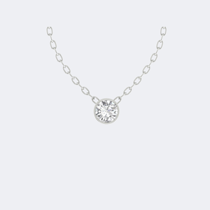 Collier solitaire en diamant de laboratoire rond serti clos de 0,50 carat, plaqué or 9 carats, certifié IGI - Product Image 2