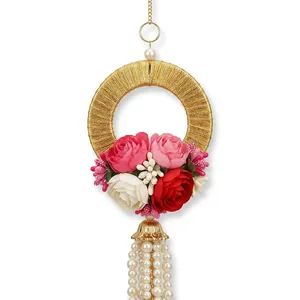 Guirlande élégante de fleurs roses et rouges perlées avec anneaux dorés et pompons de perles pour la décoration de porte d'entrée, mur, Pooja, festival, mariage - Product Image 3