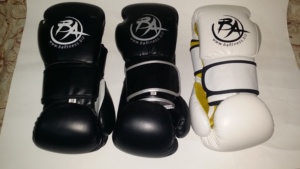 Mini gants de boxe professionnels en cuir de vachette 8oz 12oz 16oz Logo personnalisé équipement d'arts martiaux pour enfants - Product Image 6