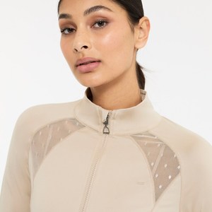Chemise de compétition équestre de haute qualité, extensible dans 4 directions, en tissu technique doux au toucher, idéale pour la compétition et les spectacles. - Product Image 4