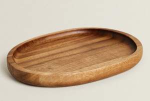 Plateau de service en bois moderne et écologique, fabriqué à la main en bois massif naturel, finition lisse, compatible lave-vaisselle et micro-ondes pour la cuisine - Product Image 5