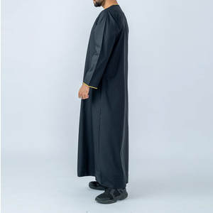 Vêtements islamiques traditionnels brodés en soie simulée, thawb, caftan, jubba pour hommes, thobe / thawb islamique respirant pour musulmans - Product Image 2