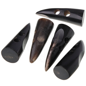 Botón de cuerno de búfalo pulido a mano, ecológico, con diseño elegante de animal para decoración de ropa, 2-4 unidades, artesanía natural. - Product Image 1