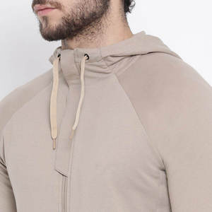 2026 Wholesale Fashionable Street Style Sweat Suit For Men Outdoor Wear Available Different Material Design Men Tracksuit OEM - Product Image 5