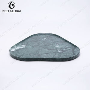 Plateau de service en marbre RICO GLOBAL, triangulaire, poli, vert élégant, usage résidentiel - Product Image 6