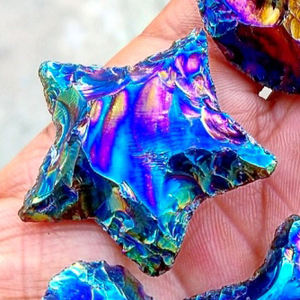 เครื่องประดับอัญมณีแกะสลักจากแก้วคริสตัลรูปพระจันทร์เสี้ยว ดวงดาว และหัวใจเคลือบออร่าออบซิเดียน ยอดนิยม ดีไซน์ทันสมัย สไตล์ศาสนา - Product Image 4