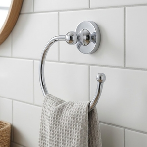 Anillo para Toallas de Metal de Latón Montado en la Pared, Diseño Simple Contemporáneo, Acabado Cromado/Níquel, Fácil de Limpiar, para Baño y Cocina - Product Image 1