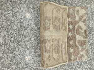 พรมขนสัตว์แบบถักมือ ลายAbstract ยอดนิยม ขายดี เป็นมิตรกับสิ่งแวดล้อม กันลื่น ปลอดภัยสำหรับสัตว์เลี้ยง ดีไซน์ทันสมัย เหมาะสำหรับห้องนั่งเล่นและห้องนอน - Product Image 6