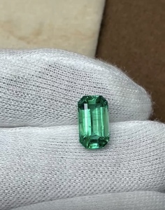 พลอยมรกตทรงแปดเหลี่ยมสีเขียวเข้มคุณภาพสูงสไตล์แซมเบียสำหรับเครื่องประดับชั้นดี - Product Image 3