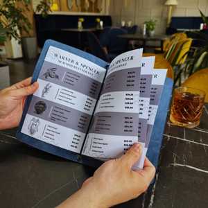 ที่ใส่เมนูหนังพับได้แบบหรูหรา ดีไซน์สวยงาม ใช้งานสะดวก สำหรับร้านอาหาร โรงแรม นำเสนอเมนูอาหาร รุ่น LMC-0182 - Product Image 4