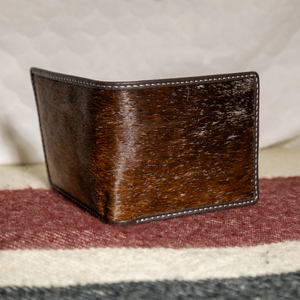 Portefeuille élégant en cuir de vachette pour homme, portefeuille en cuir à poils, portefeuille fin fait main, portefeuille bifold de haute qualité en cuir véritable - Product Image 1