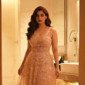 Robe de soirée de luxe en gros à sequins, sexy, col en V, style portefeuille, robe de bal élégante à fente haute, robes longues de soirée formelles pour femmes 2026 - Product Image 1